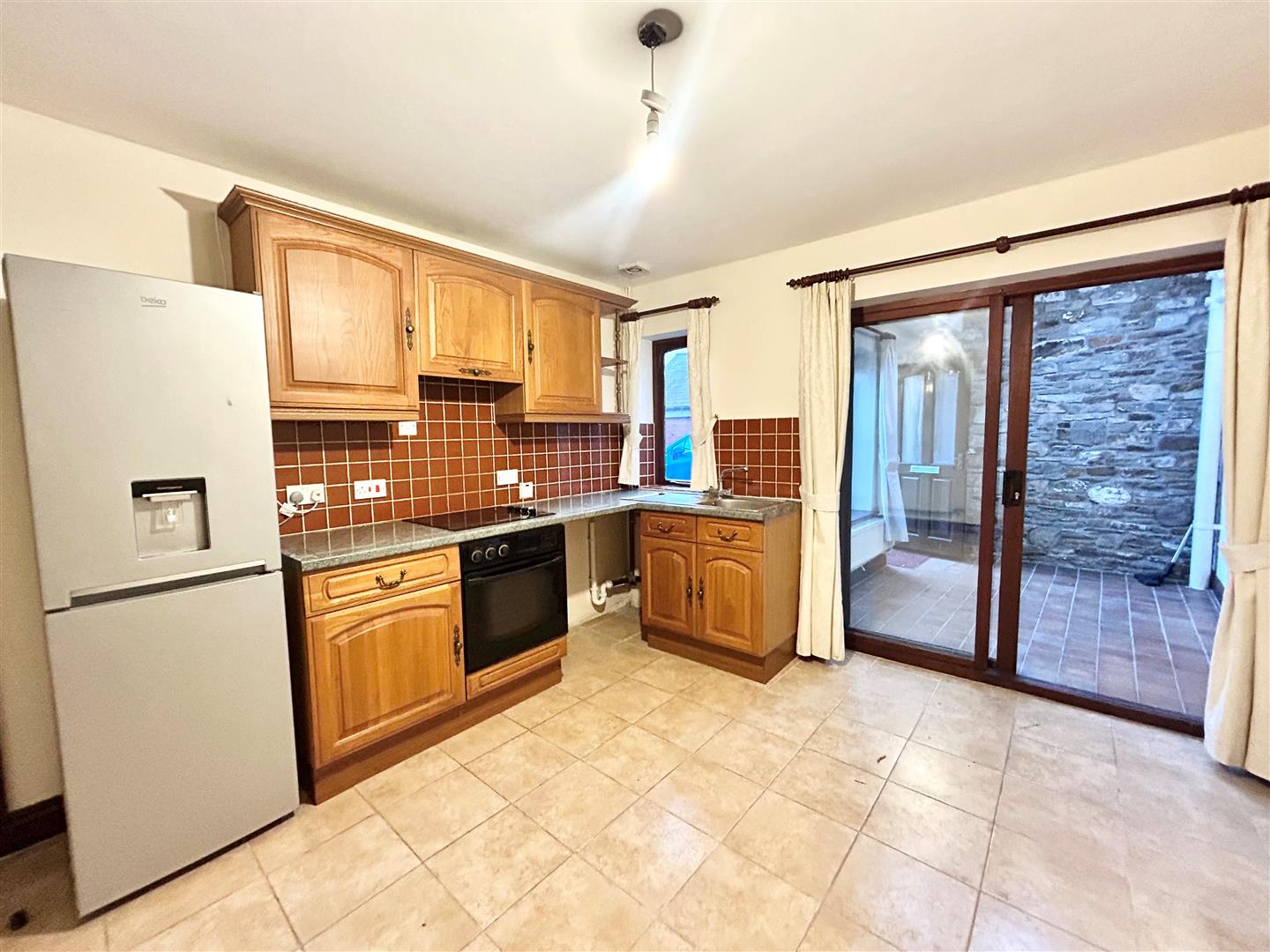 1 THE COURTYARD, WERN DEW FARM, ABERKENFIG.